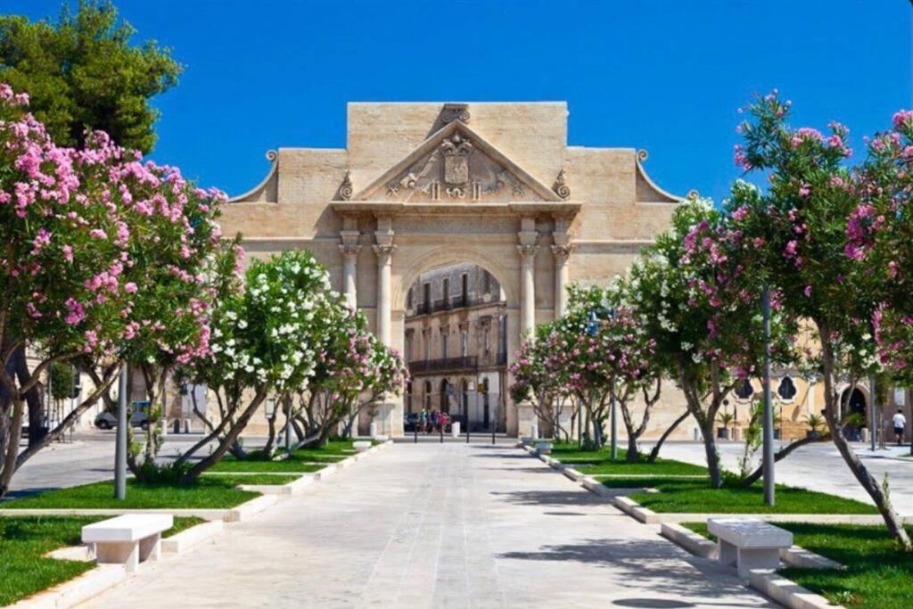 Apartamento Casa Vacanze La Fenice Lecce Exterior foto